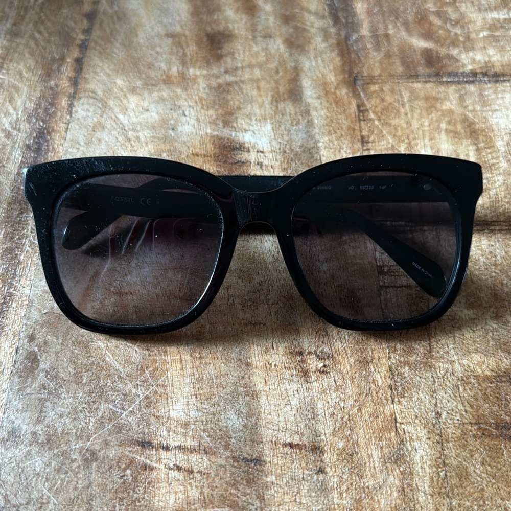 Fossil sunglasses - black